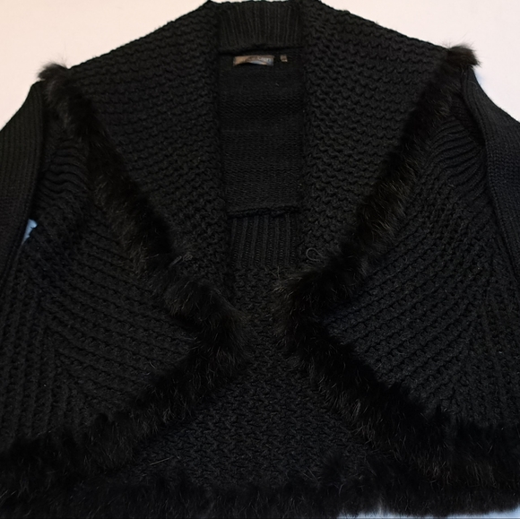 CARDIGAN w/RABBIT FUR TRIM | Love Token - Picture 4 of 4